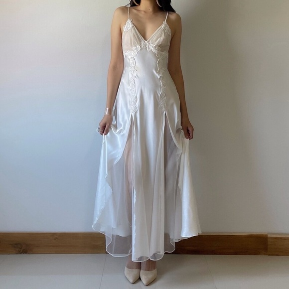 Vintage Victoria’s Secret Satin Floral Slip Dress - Picture 5 of 11